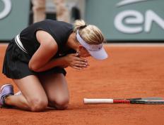 完美电竞-莎拉波娃爆冷击败法国队，赛况扑朔迷离引爆全场！的简单介绍