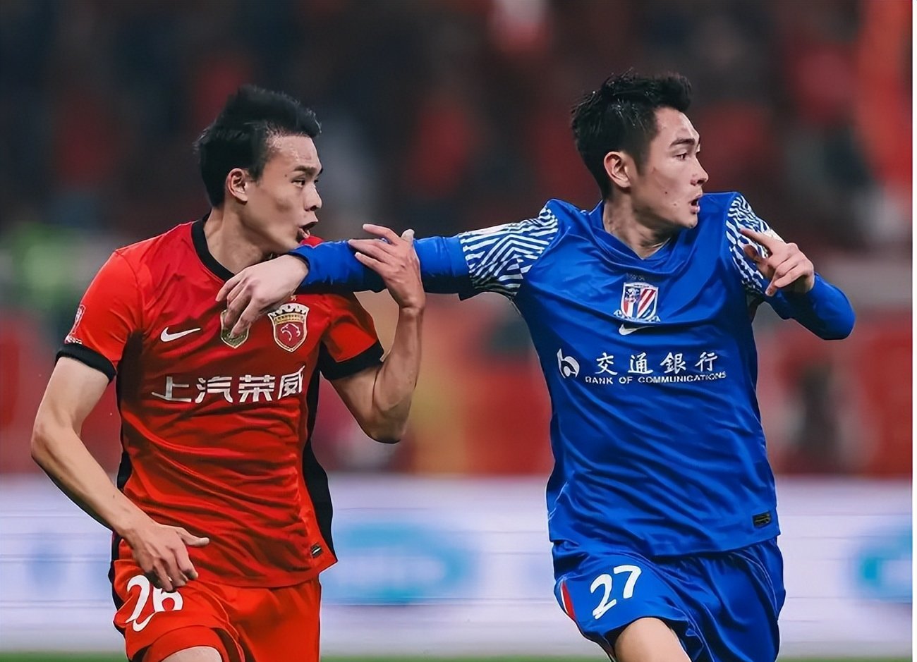 完美电竞- 欧冠赛程吃紧,武汉三镇清晨内部沟通,底气十足,身体对抗强度拉满