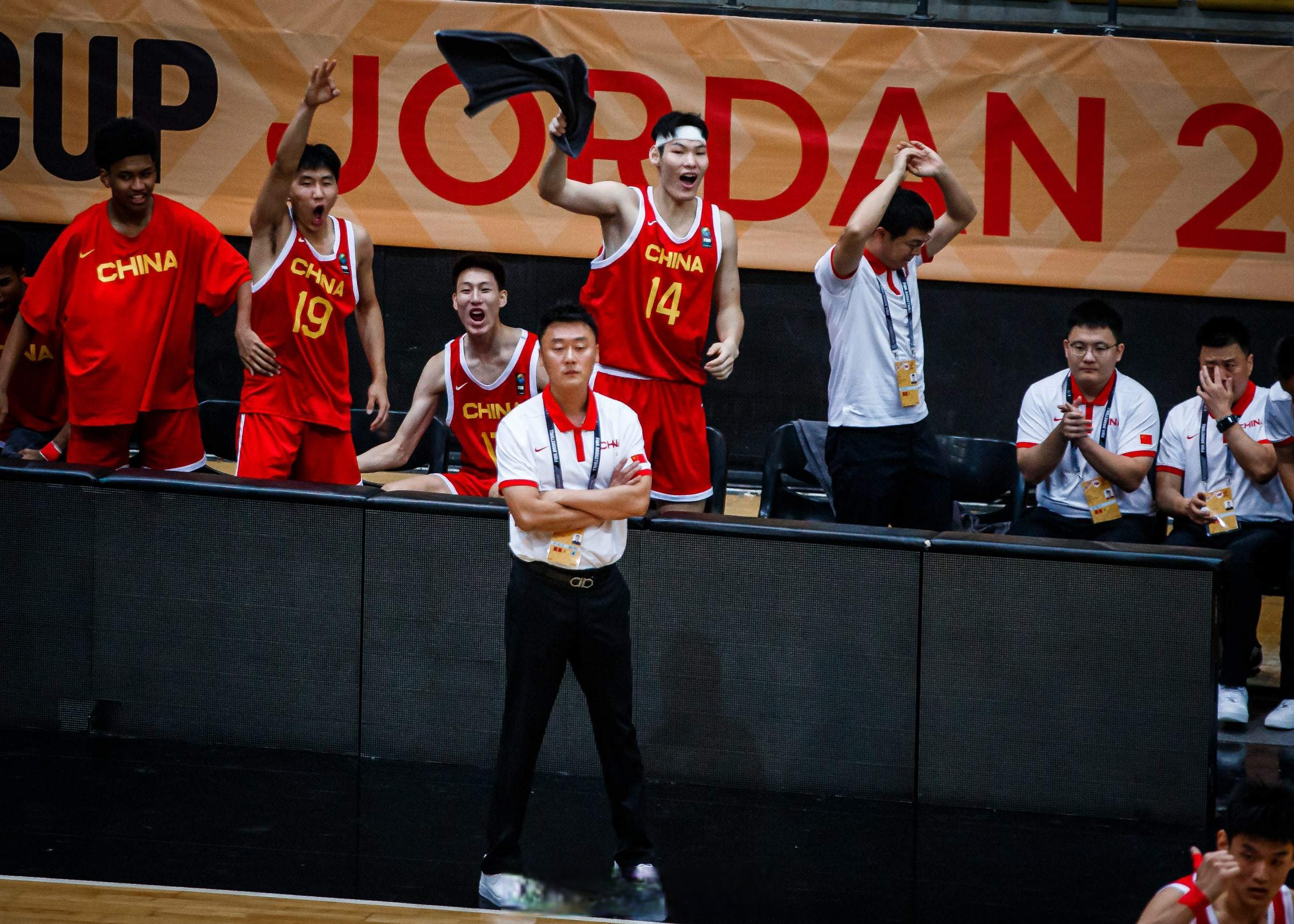 完美竞技- 勇士5连胜终结的背后原因