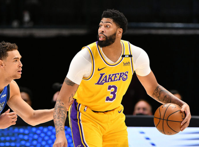 完美竞技-包含浓眉哥遭遇三连败，巴塞罗那教练面临压力！的词条