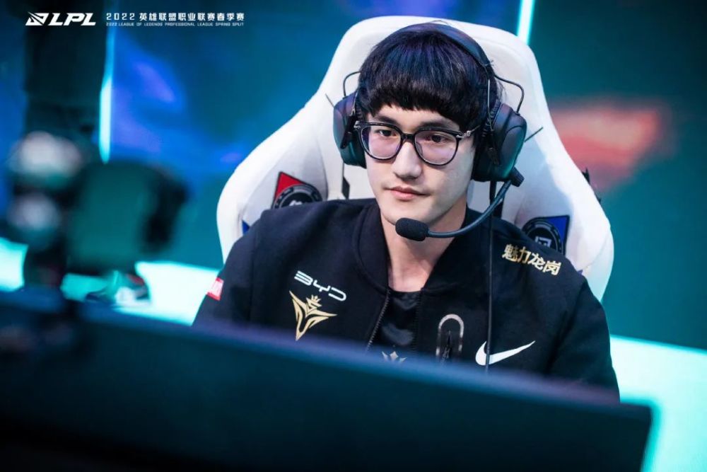 完美竞技-Karsa爆冷击败澳大利亚队，关键助攻引爆全场！的简单介绍