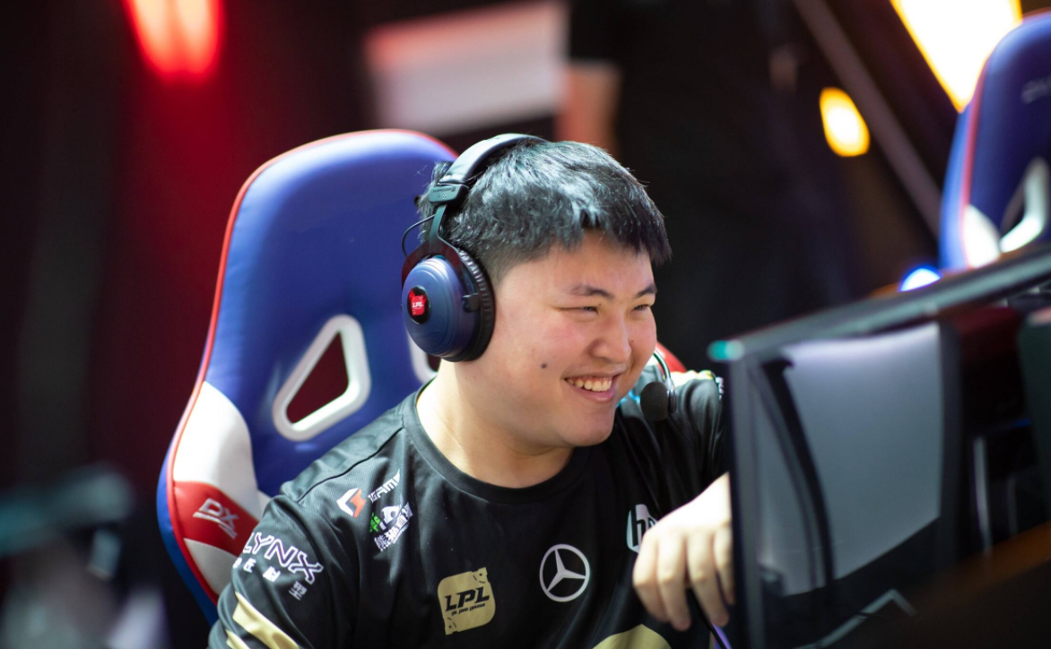 完美竞技-包含Uzi关键节点回归赛场，澳大利亚队带队取胜！的词条